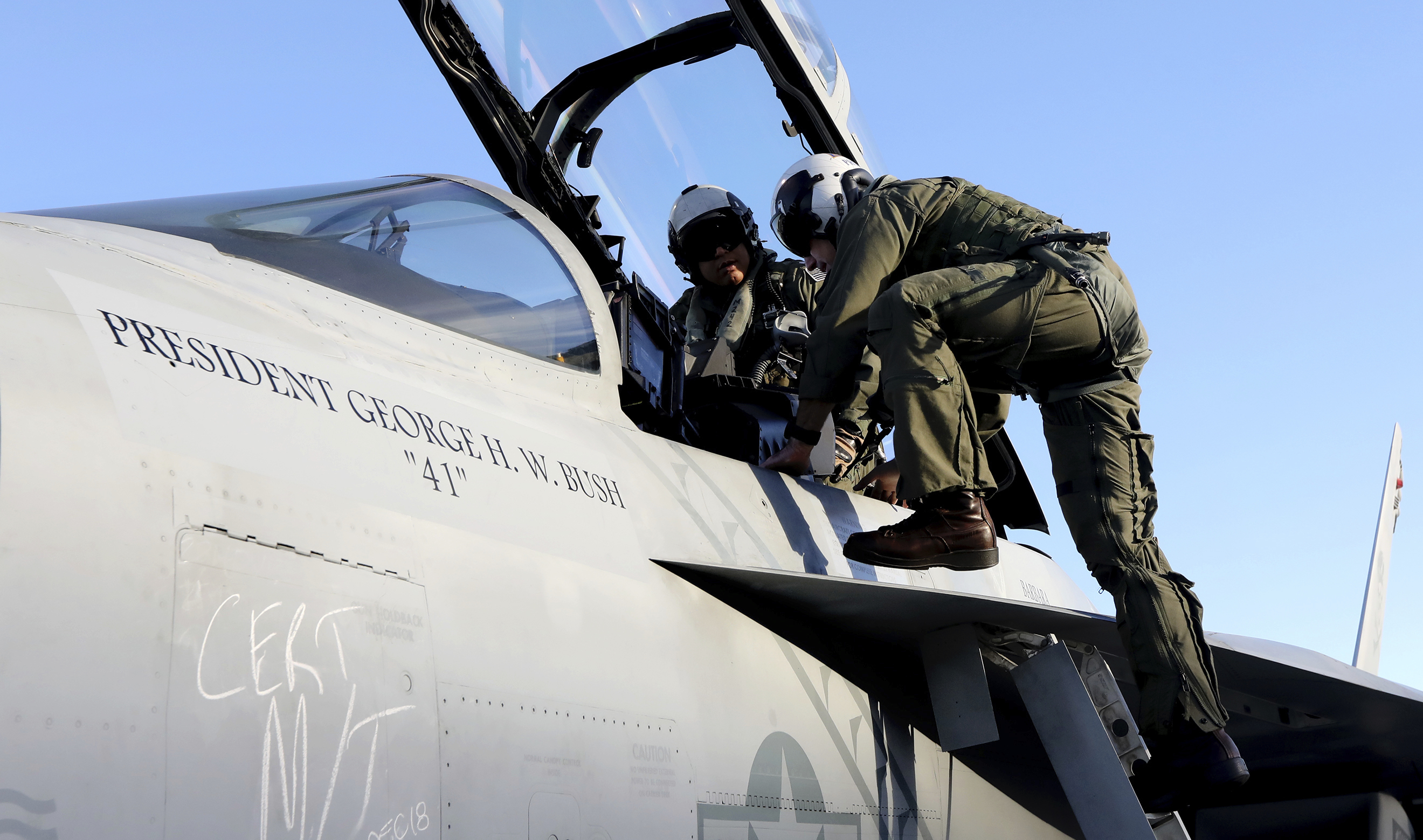 F-18 Super Hornet mit Piloten