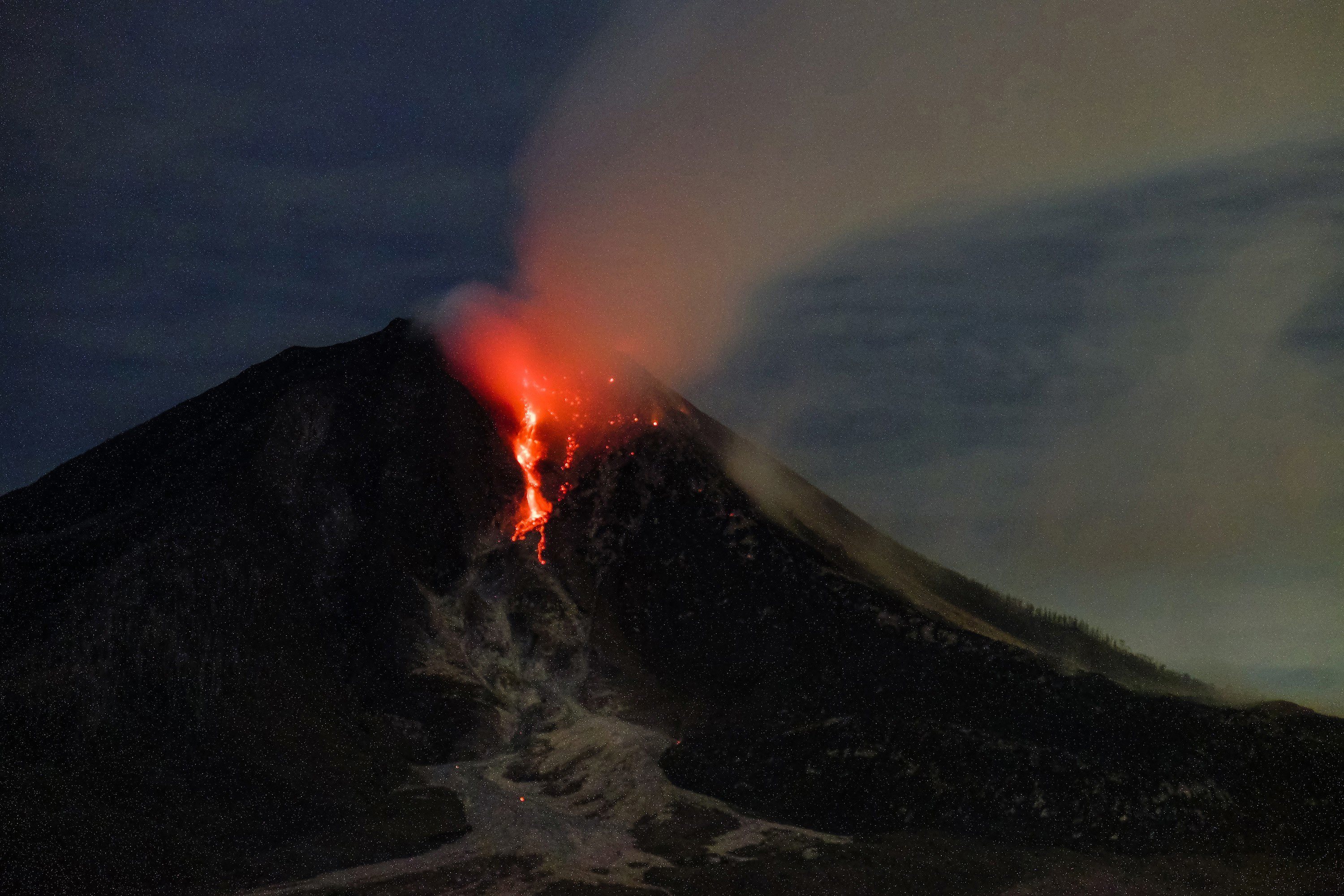 Sinabung Vulkan in Indonesia