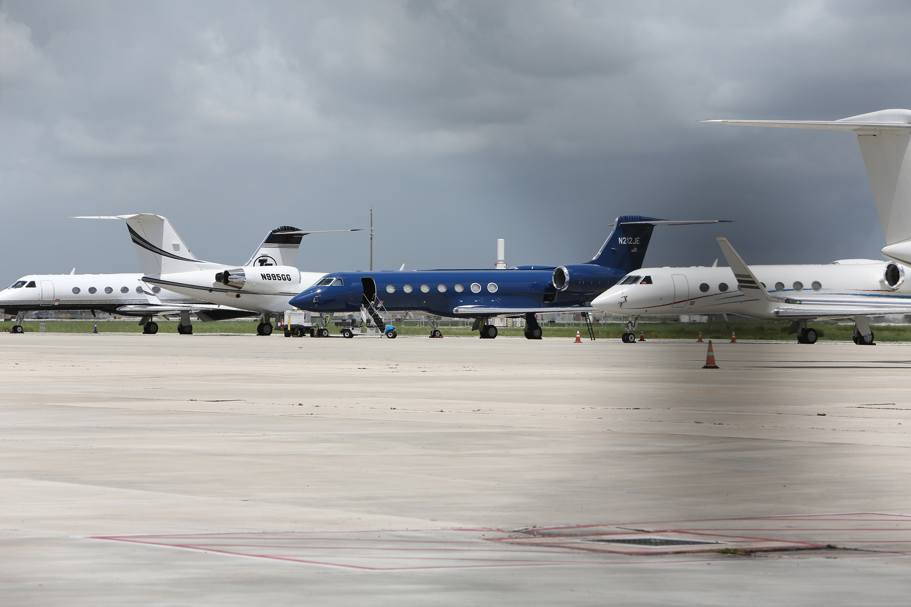 Epsteins Privatjet in Blau