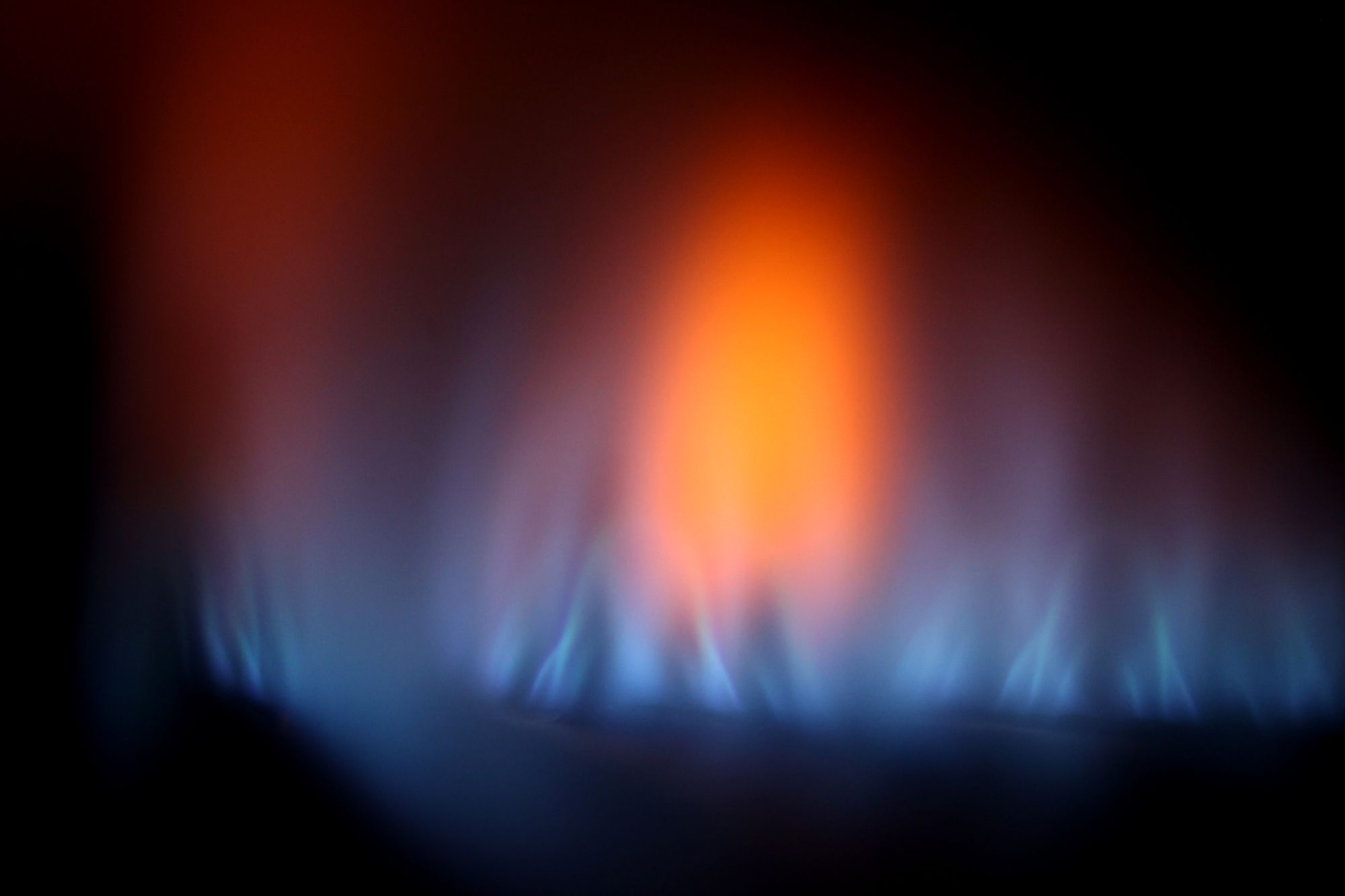 Energiekosten – Gasflamme in Durchlauferhitzer